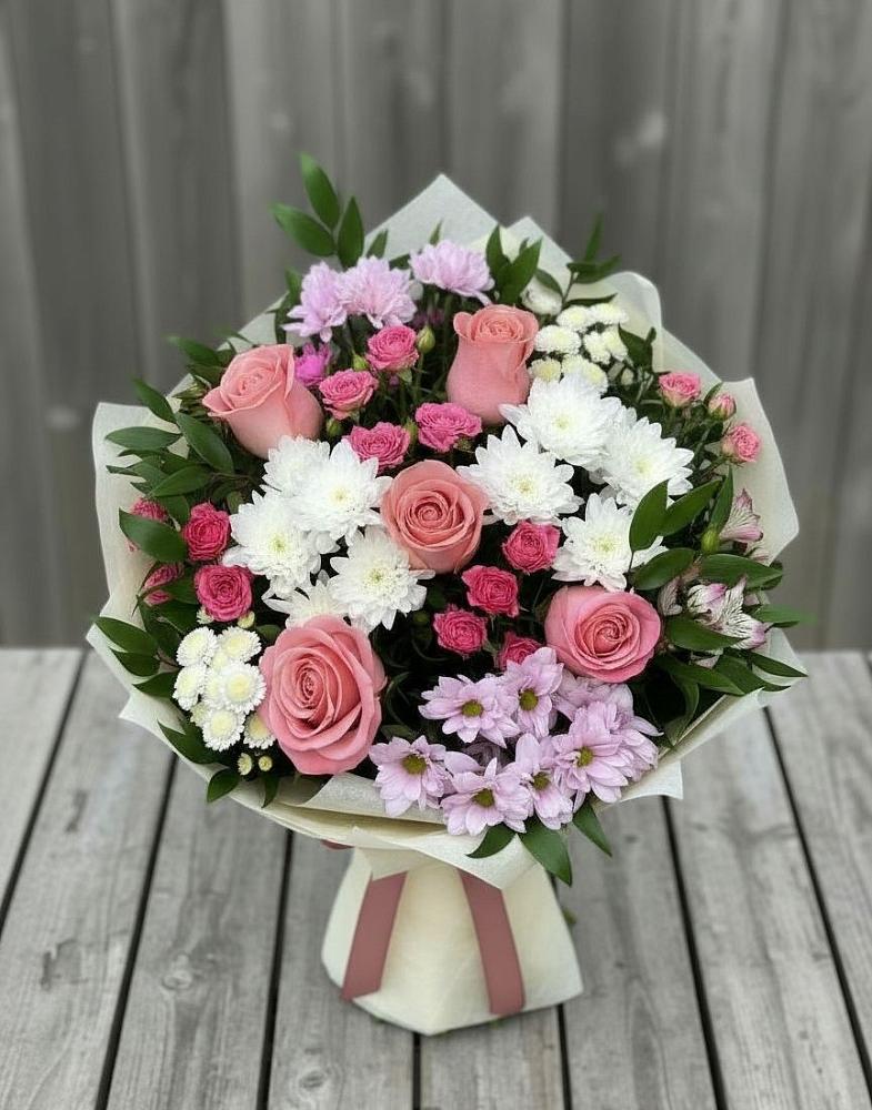 Букет цветов из: Альстромерии, Гвоздики, Розы и Хризантемы в Новогремяченском