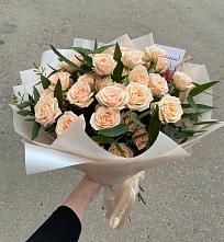 Букет Кремовые розы Латте в Новогремяченском