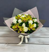 Букет цветов из:  Орхидеи и Розы в Новогремяченском