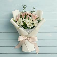 Букет цветов из:  Альстромерии в Новогремяченском