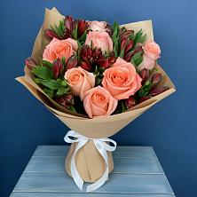 Букет цветов из:  Розы и Альстромерии в Новогремяченском