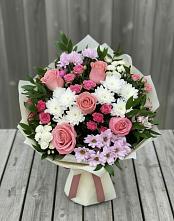 Букет цветов из:  Альстромерии, Гвоздики, Розы и Хризантемы #REPLACE_PRED# Новогремяченском