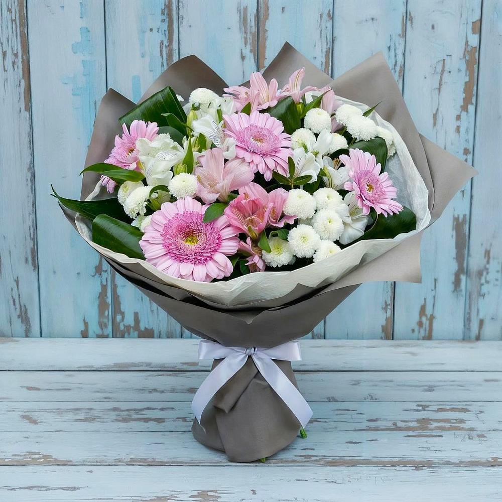 Букет цветов из: Герберы, Альстромерии и Хризантемы в Новогремяченском