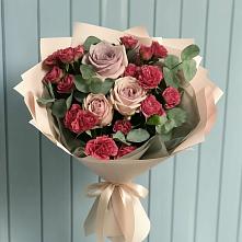 Букет цветов из:  Гвоздики и Розы в Новогремяченском