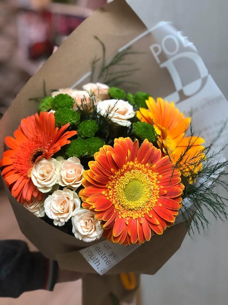 Букет цветов из: Герберы, Хризантемы и Розы в Новогремяченском