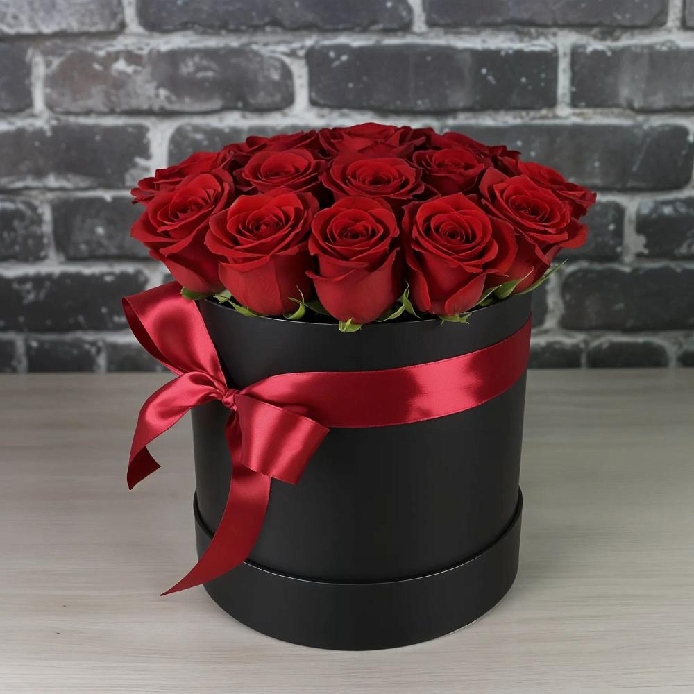 Цветочная композиция из Розы в шляпной коробке в Новогремяченском